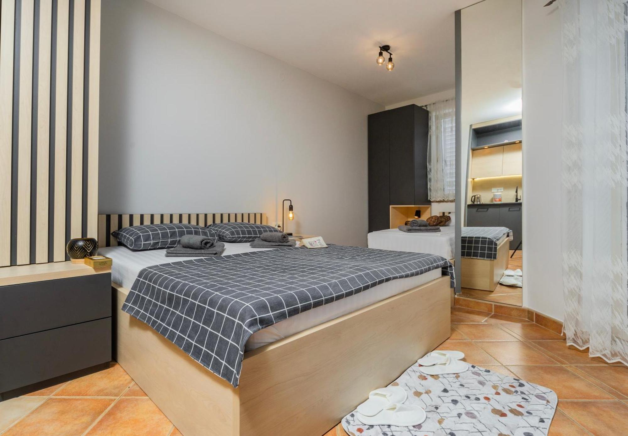 Adzic Apartments Будва Екстер'єр фото